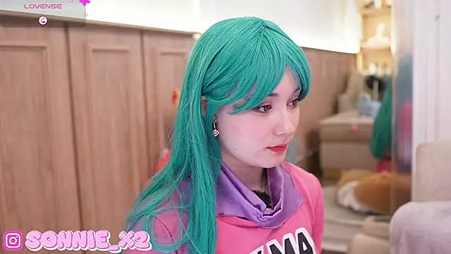 Snapshot of Sonnie_ chatting on January 28, 2025, 2:42 pm Sonnie online show from January 28, 2025, 2:42 pm