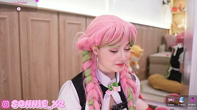 Snapshot of Sonnie_ chatting on February 11, 2025, 11:43 am Sonnie online show from February 11, 2025, 11:43 am