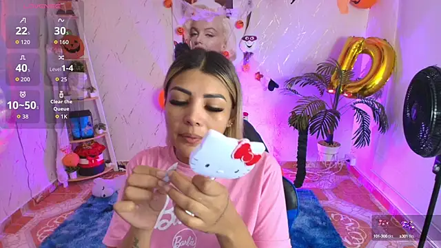 SALOOMEE   online show from November 3, 2025, 12:17 pm