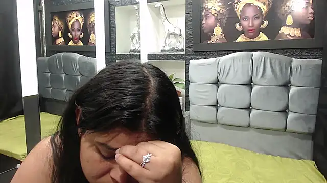 Snapshot of sia_cavad chatting on December 20, 2024, 8:45 pm sia cavad online show from December 20, 2024, 8:45 pm
