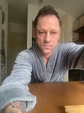 Yourhotboy 42 online show from February 4, 2025, 2:21 pm