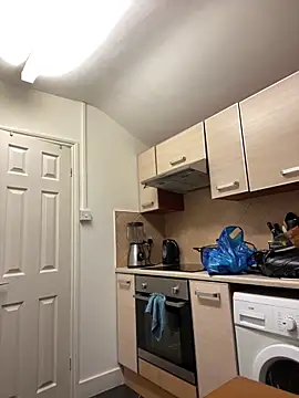 Yourhotboy 42 online show from October 30, 2025, 6:08 pm