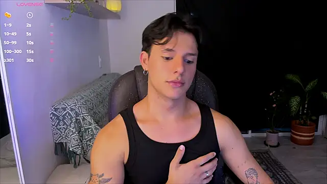 Snapshot of Alexxblue chatting on March 16, 2025, 3:36 am Alexxblue online show from March 16, 2025, 3:36 am