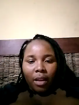 Snapshot of Nomhle113 chatting on November 16, 2025, 7:30 pm Nomhle113 online show from November 16, 2025, 7:30 pm