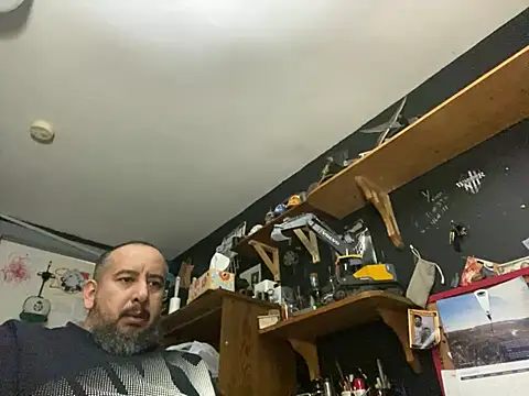 Snapshot of ElPollo77 chatting on January 20, 2025, 11:21 pm ElPollo77 online show from January 20, 2025, 11:21 pm
