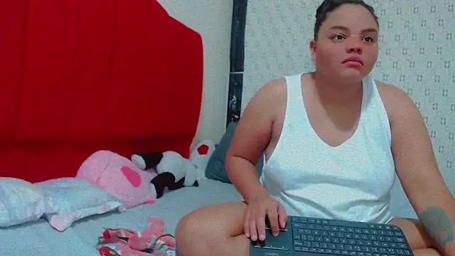 Snapshot of brunnette_hot chatting on January 21, 2025, 10:52 am brunnette hot online show from January 21, 2025, 10:52 am
