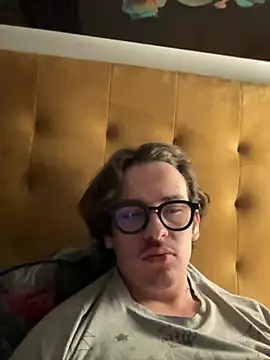 Snapshot of hardmecl chatting on January 22, 2025, 9:10 pm hardmecl online show from January 22, 2025, 9:10 pm