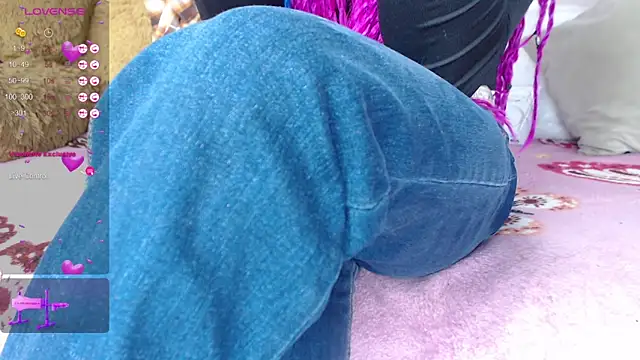 Snapshot of puca_ebony chatting on February 5, 2025, 4:36 pm puca ebony online show from February 5, 2025, 4:36 pm