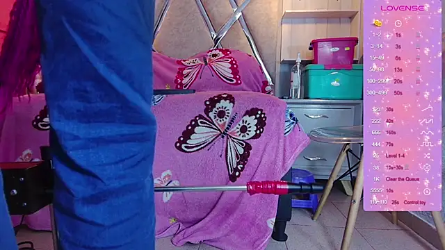 Snapshot of puca_ebony chatting on March 3, 2025, 12:37 pm puca ebony online show from March 3, 2025, 12:37 pm