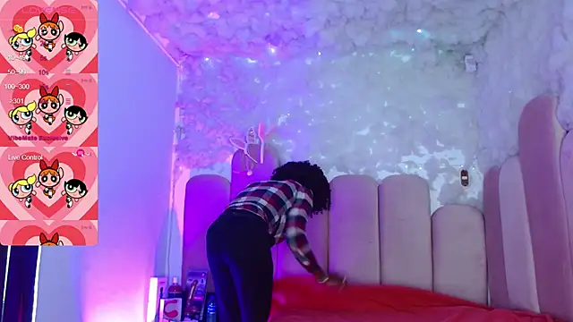 Snapshot of puca_ebony chatting on September 8, 2025, 7:46 pm puca ebony online show from September 8, 2025, 7:46 pm