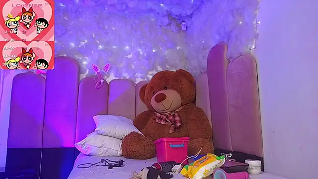 Snapshot of puca_ebony chatting on September 30, 2025, 7:41 pm puca ebony online show from September 30, 2025, 7:41 pm