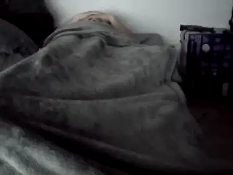 Iliketocooksquirt25 online show from February 13, 2025, 2:42 pm