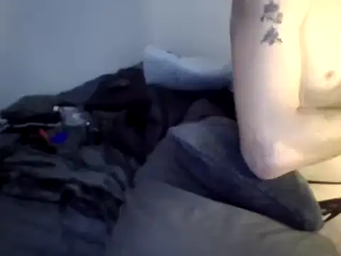 Iliketocooksquirt25 online show from March 7, 2025, 12:37 am