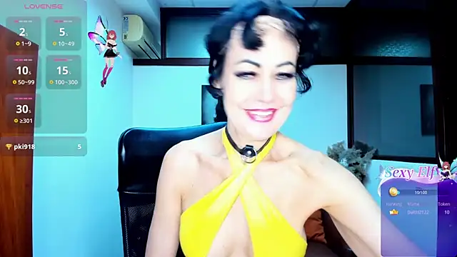 Snapshot of Silvia_Wallec chatting on February 7, 2025, 9:47 am Silvia Wallec online show from February 7, 2025, 9:47 am
