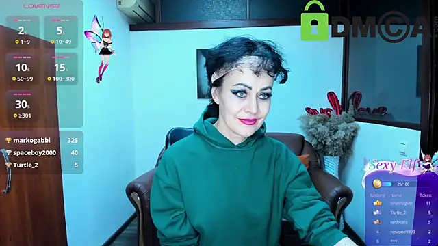 Snapshot of Silvia_Wallec chatting on March 22, 2025, 6:33 am Silvia Wallec online show from March 22, 2025, 6:33 am