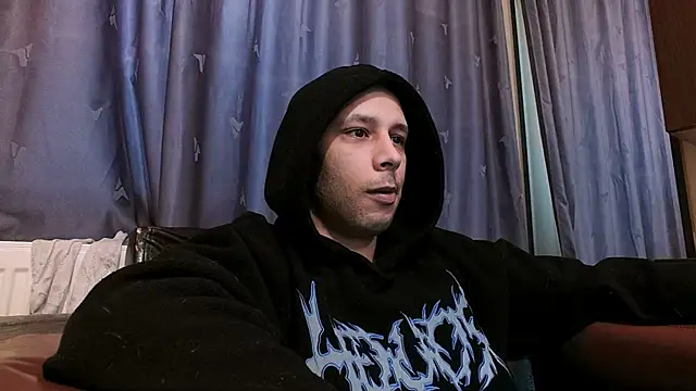 Snapshot of henryaxe chatting on January 14, 2025, 10:06 am henryaxe online show from January 14, 2025, 10:06 am