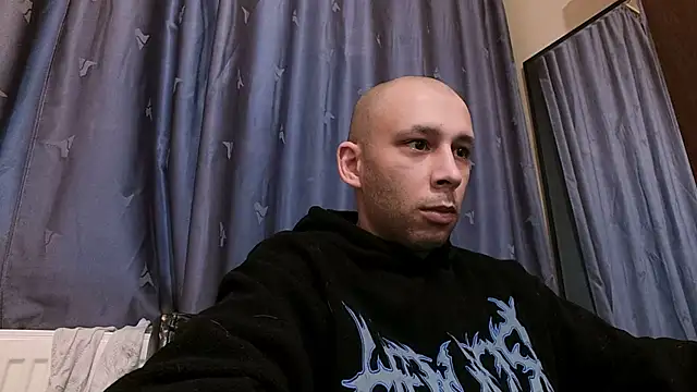 Snapshot of henryaxe chatting on January 14, 2025, 1:17 pm henryaxe online show from January 14, 2025, 1:17 pm