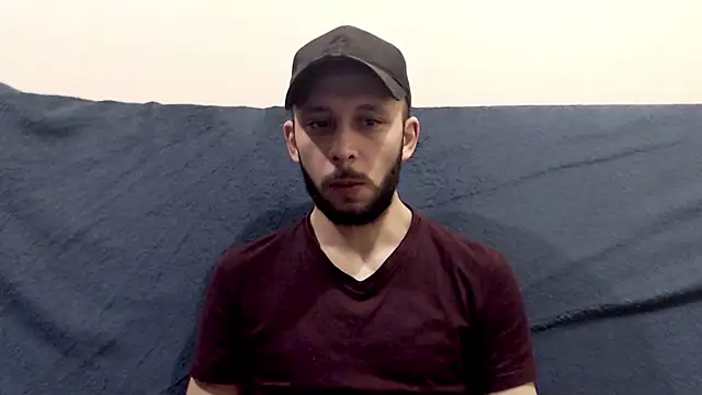 Snapshot of henryaxe chatting on March 9, 2025, 11:56 pm henryaxe online show from March 9, 2025, 11:56 pm