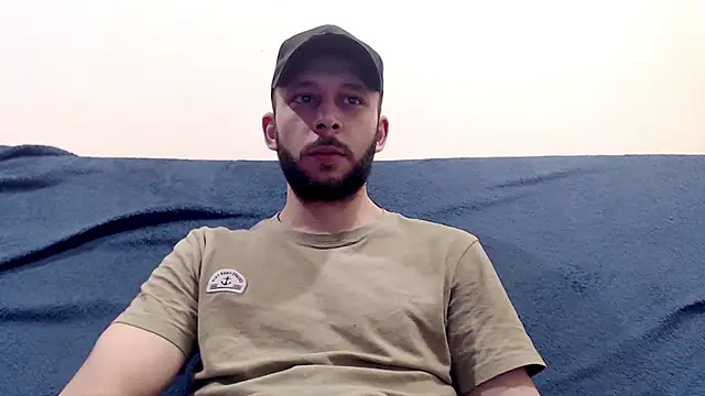 Snapshot of henryaxe chatting on March 11, 2025, 11:12 am henryaxe online show from March 11, 2025, 11:12 am