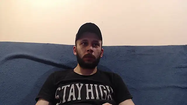 Snapshot of henryaxe chatting on March 15, 2025, 7:16 pm henryaxe online show from March 15, 2025, 7:16 pm