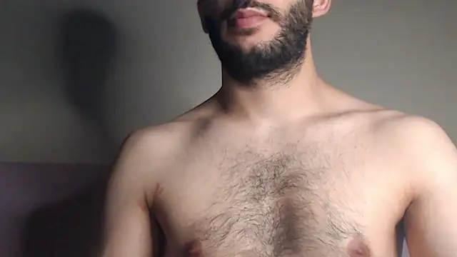 Snapshot of henryaxe chatting on September 12, 2025, 5:57 pm henryaxe online show from September 12, 2025, 5:57 pm