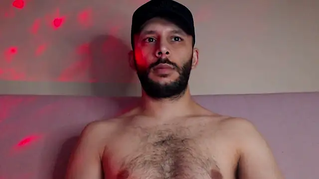 Snapshot of henryaxe chatting on September 14, 2025, 10:53 pm henryaxe online show from September 14, 2025, 10:53 pm