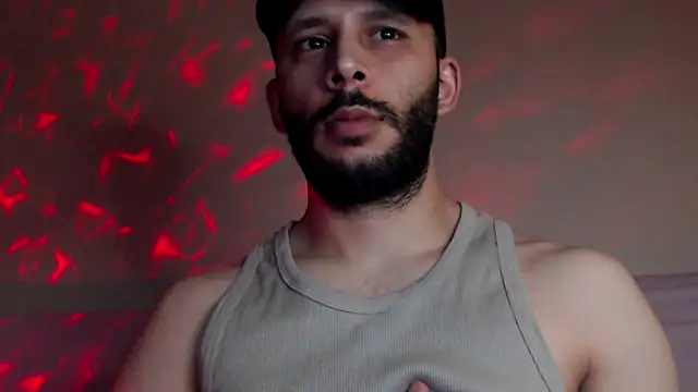 Snapshot of henryaxe chatting on September 15, 2025, 10:21 pm henryaxe online show from September 15, 2025, 10:21 pm