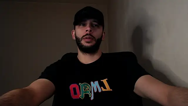 Snapshot of henryaxe chatting on October 5, 2025, 5:33 pm henryaxe online show from October 5, 2025, 5:33 pm