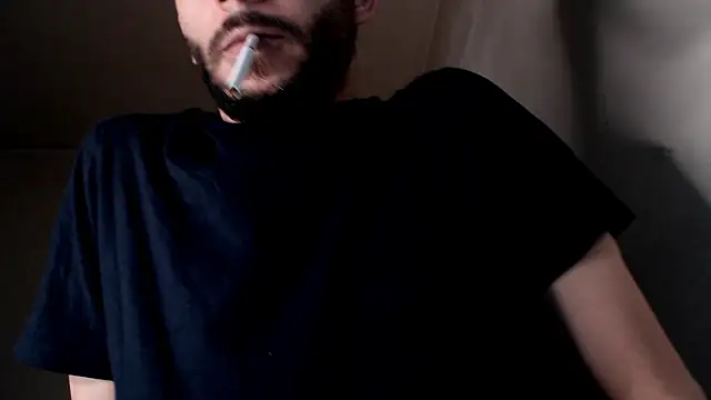 Snapshot of henryaxe chatting on February 22, 2026, 1:53 pm henryaxe online show from February 22, 2026, 1:53 pm