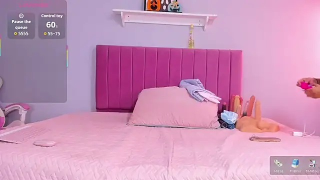 Snapshot of alexa_pariss chatting on October 29, 2025, 8:21 pm alexa pariss online show from October 29, 2025, 8:21 pm