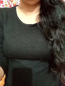 Snapshot of Priya_Boudi chatting on March 24, 2026, 6:24 pm Priya Boudi online show from March 24, 2026, 6:24 pm
