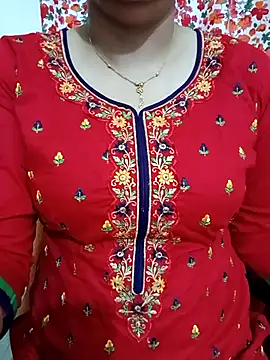 Snapshot of Priya_Boudi chatting on March 30, 2026, 6:31 pm Priya Boudi online show from March 30, 2026, 6:31 pm