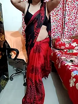 Snapshot of Priya_Boudi chatting on April 1, 2026, 6:05 pm Priya Boudi online show from April 1, 2026, 6:05 pm