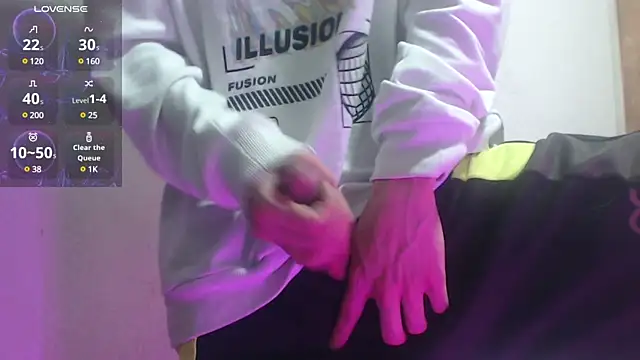 Snapshot of GrayHornyX chatting on January 9, 2025, 5:34 am GrayHornyX online show from January 9, 2025, 5:34 am