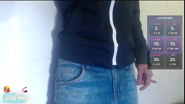 Snapshot of GrayHornyX chatting on December 22, 2025, 6:43 am GrayHornyX online show from December 22, 2025, 6:43 am