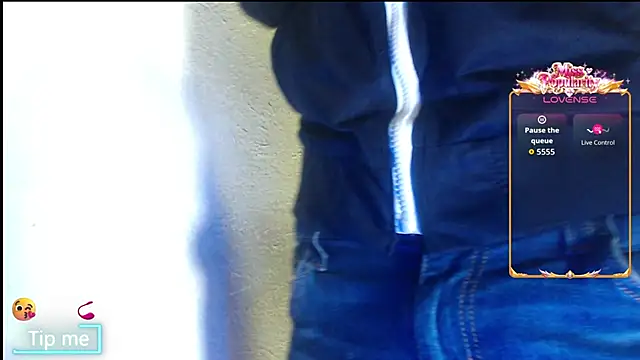 Snapshot of GrayHornyX chatting on January 16, 2026, 2:26 am GrayHornyX online show from January 16, 2026, 2:26 am