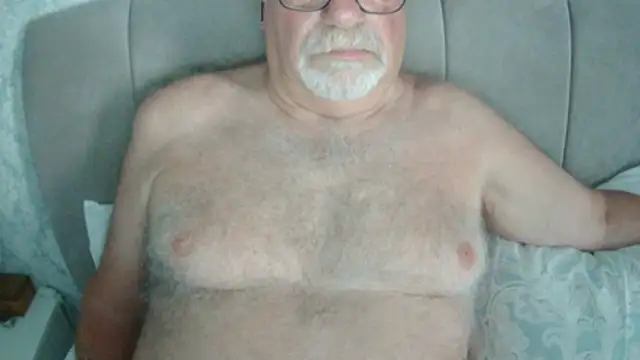 easyman4u2 online show from June 29, 2026, 4:52 am