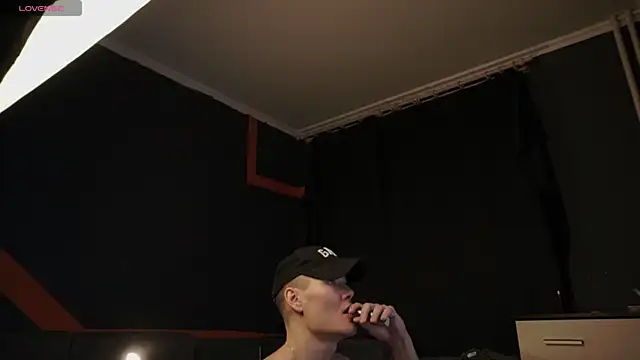 Snapshot of RODARRI chatting on January 14, 2026, 7:30 pm RODARRI online show from January 14, 2026, 7:30 pm