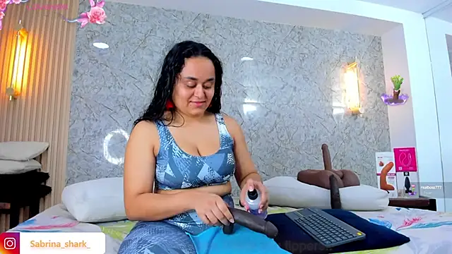 sabrina shark  online show from October 16, 2025, 2:45 am