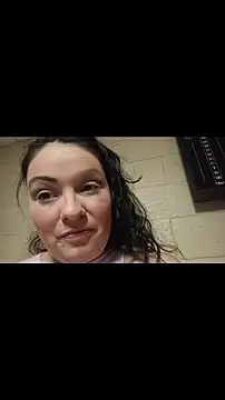 Snapshot of katsmeow710 chatting on December 5, 2025, 1:14 am katsmeow710 online show from December 5, 2025, 1:14 am