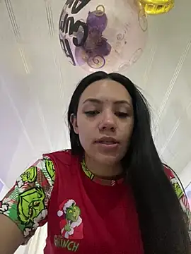 Snapshot of hannahb-e chatting on December 24, 2024, 1:16 am hannahb-e online show from December 24, 2024, 1:16 am