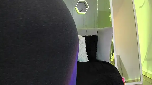 Snapshot of Sammy_owens_ chatting on March 15, 2025, 6:54 pm Sammy owens online show from March 15, 2025, 6:54 pm