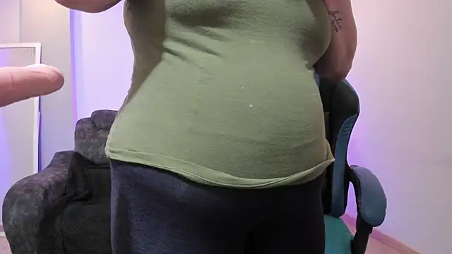 Snapshot of Sammy_owens_ chatting on December 1, 2025, 12:21 pm Sammy owens online show from December 1, 2025, 12:21 pm