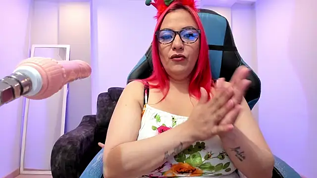 Snapshot of Sammy_owens_ chatting on December 19, 2025, 12:34 pm Sammy owens online show from December 19, 2025, 12:34 pm