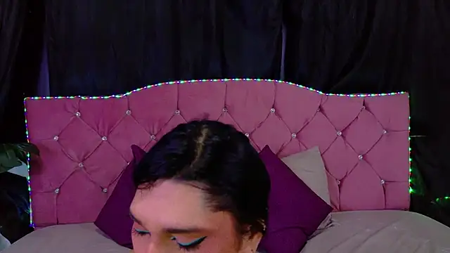 Snapshot of Cataleya_divine chatting on April 16, 2026, 12:06 pm Cataleya divine online show from April 16, 2026, 12:06 pm