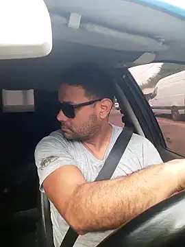 Snapshot of hecwil8 chatting on October 11, 2025, 12:04 pm hecwil8 online show from October 11, 2025, 12:04 pm