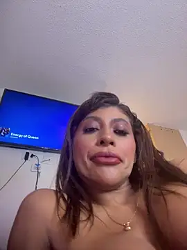 Snapshot of canela_10 chatting on July 3, 2026, 3:02 am canela 10 online show from July 3, 2026, 3:02 am
