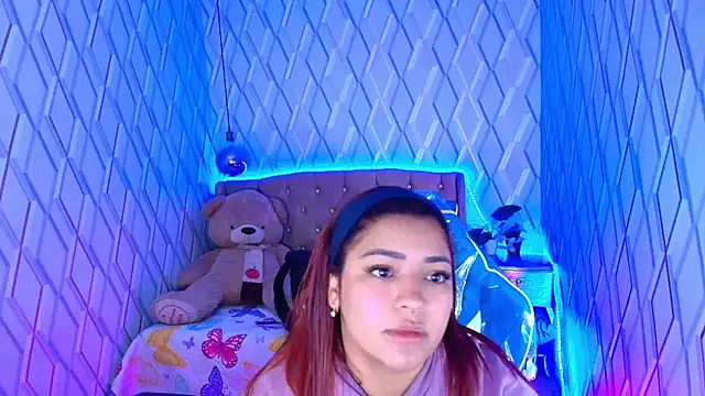 Snapshot of NicolleTaylor chatting on November 1, 2025, 3:30 am NicolleTaylor online show from November 1, 2025, 3:30 am