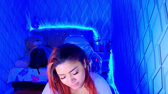 Snapshot of NicolleTaylor chatting on November 21, 2025, 4:11 am NicolleTaylor online show from November 21, 2025, 4:11 am