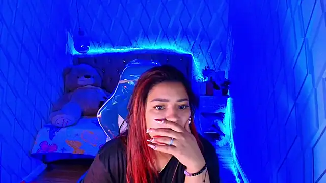 Snapshot of NicolleTaylor chatting on November 28, 2025, 3:53 am NicolleTaylor online show from November 28, 2025, 3:53 am